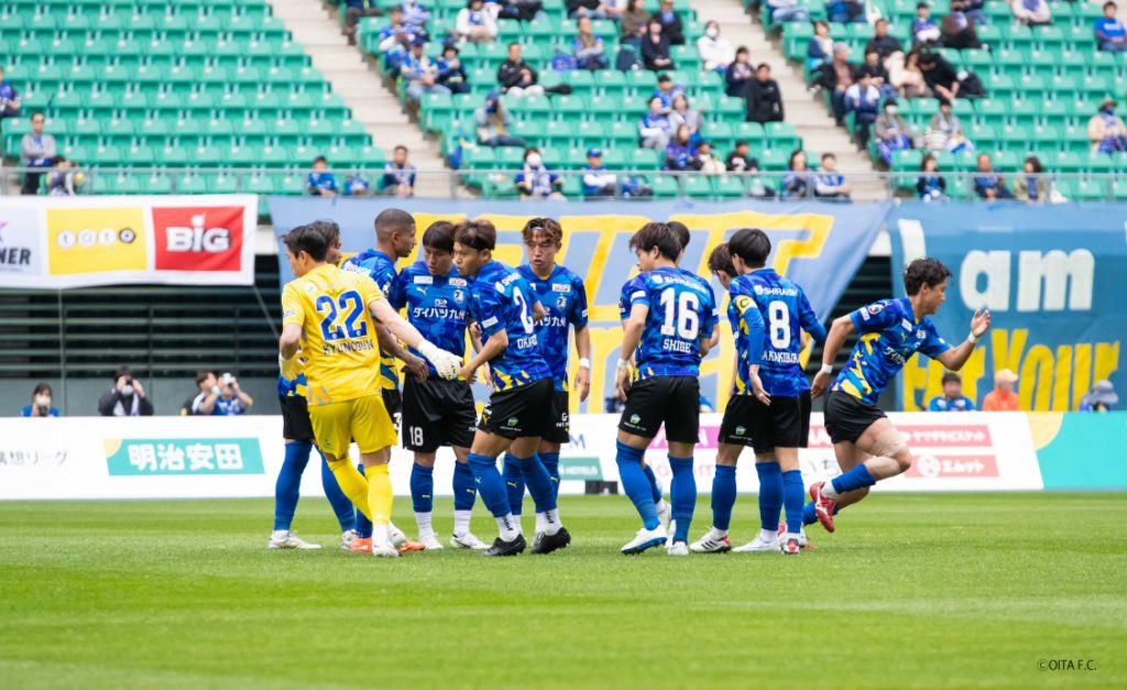 大分トリニータの選手の試合中の様子
