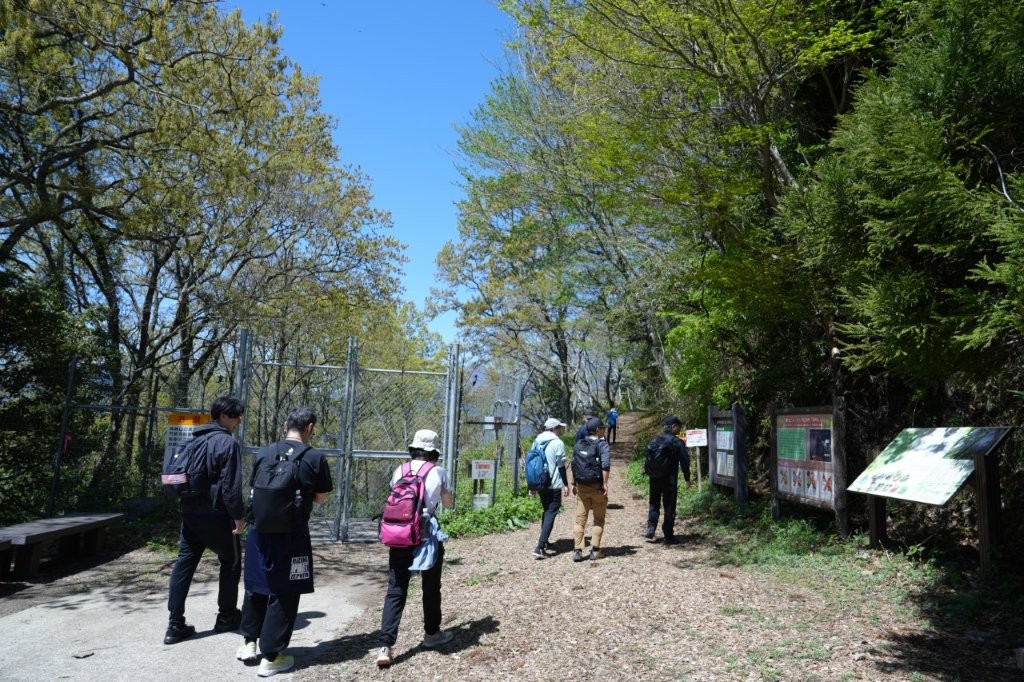 ここから本格的な山道へ